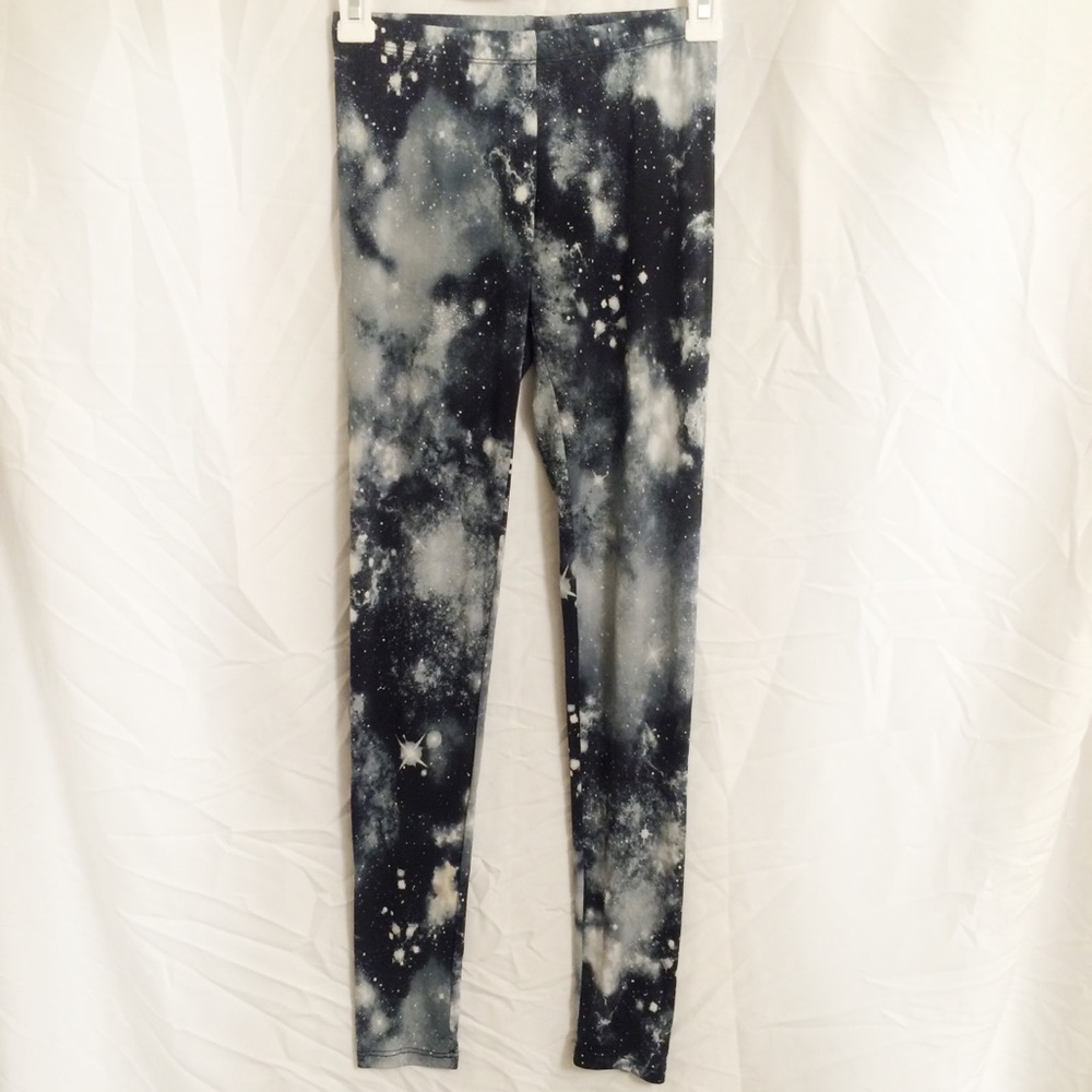 🌟3 for $12🌟Urban Outfitters Galaxy Print Legging